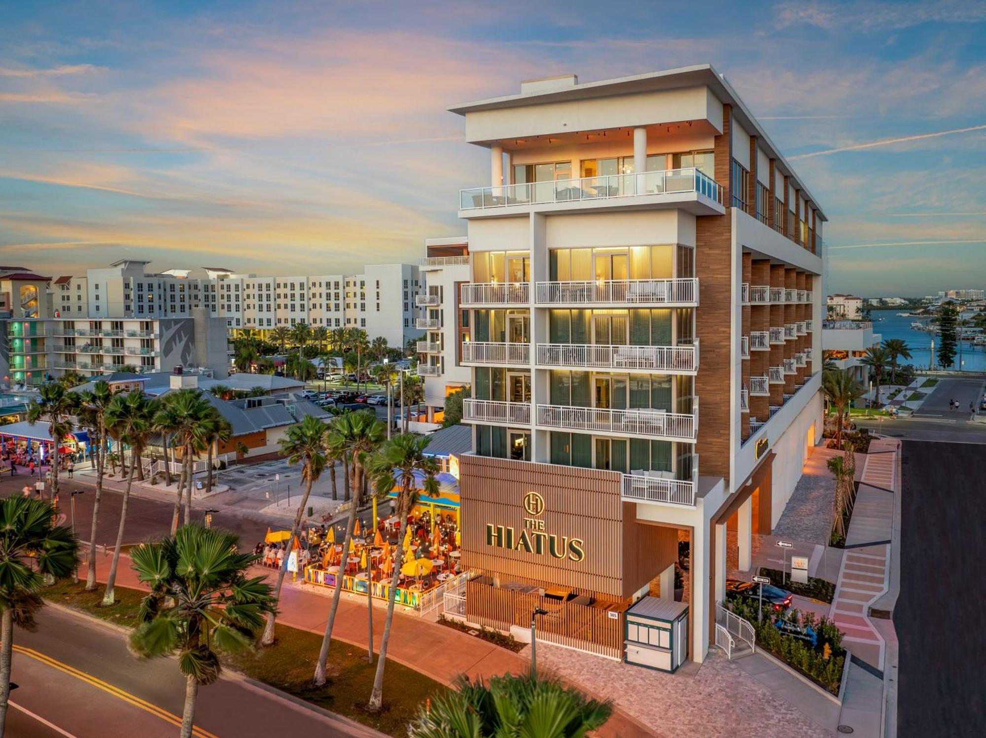 The Hiatus Clearwater Beach, Curio Collection By Hilton ภายนอก รูปภาพ