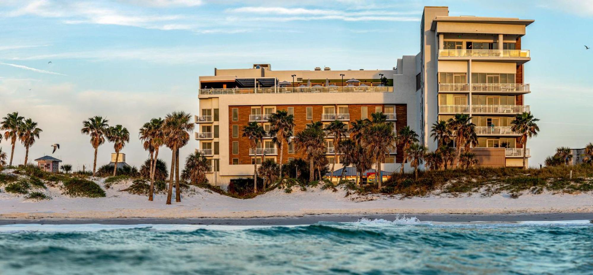 The Hiatus Clearwater Beach, Curio Collection By Hilton ภายนอก รูปภาพ
